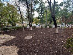 Titan, str. Brancusi stradal vizavi de Parcul IOR bloc reabilitat 5 min. M